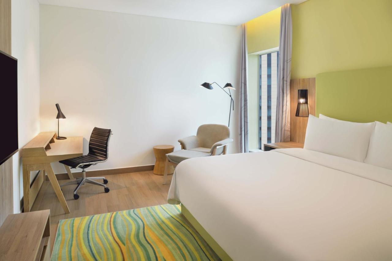 Element By Westin City Center Ad-Dauha Zewnętrze zdjęcie A room at the hotel